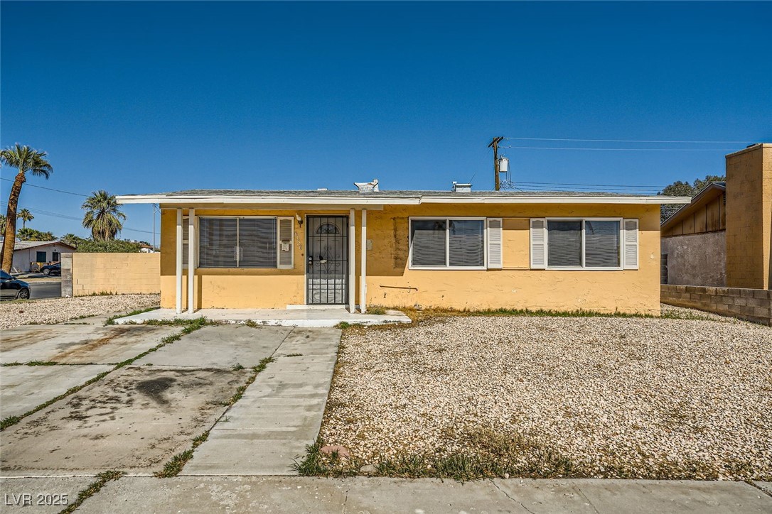 6120 Cairo Circle Property Photo 1