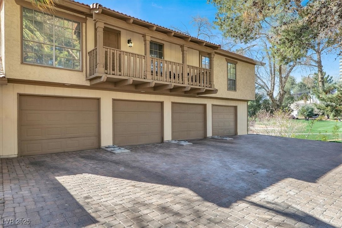 3157 Pinehurst Drive B Property Photo 26