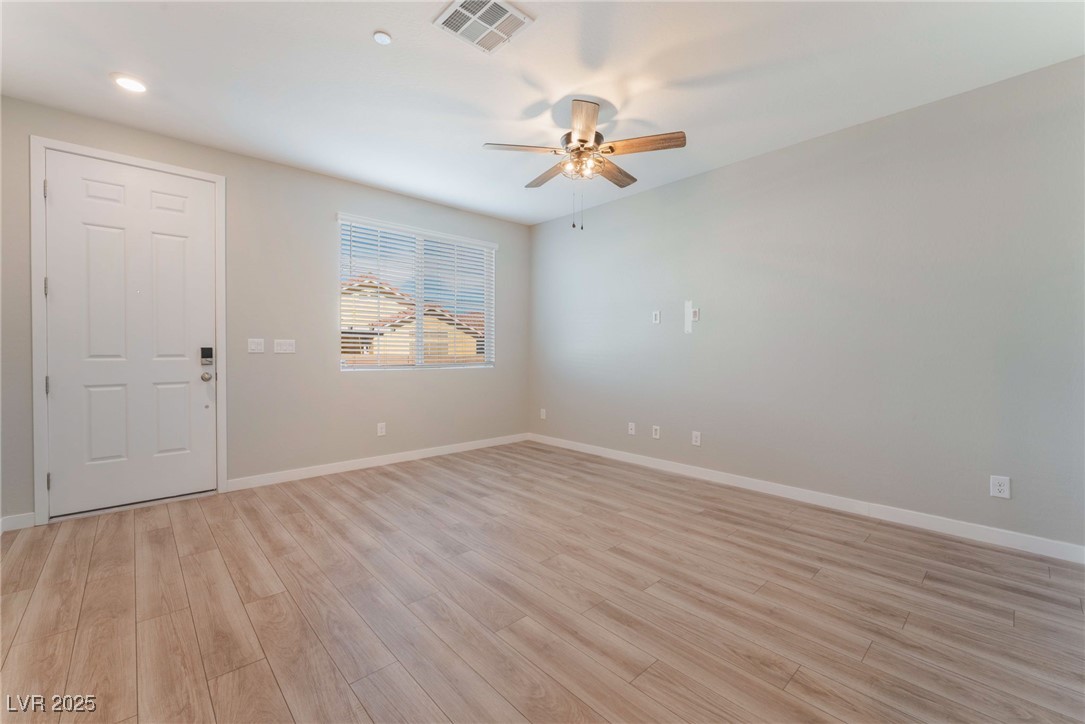 5730 Sky Pointe Drive 149 Property Photo 3