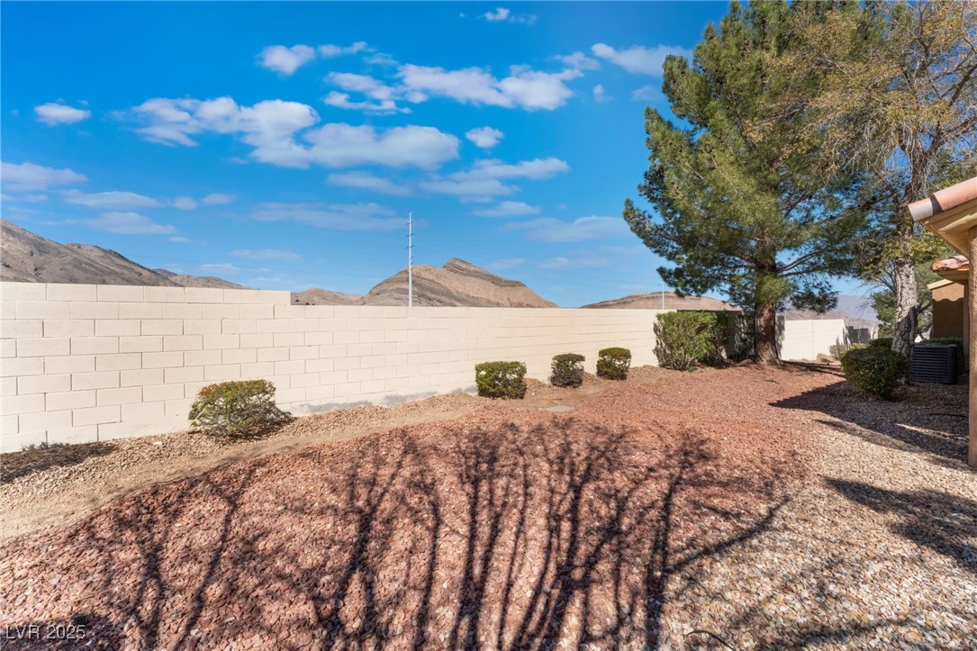 2735 Faiss Drive Property Photo 28
