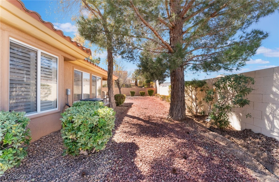 2735 Faiss Drive Property Photo 29