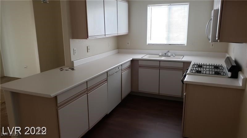 5750 East Hacienda Avenue 202 Property Photo 9