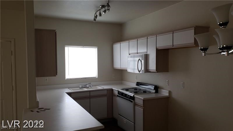 5750 East Hacienda Avenue 202 Property Photo 11