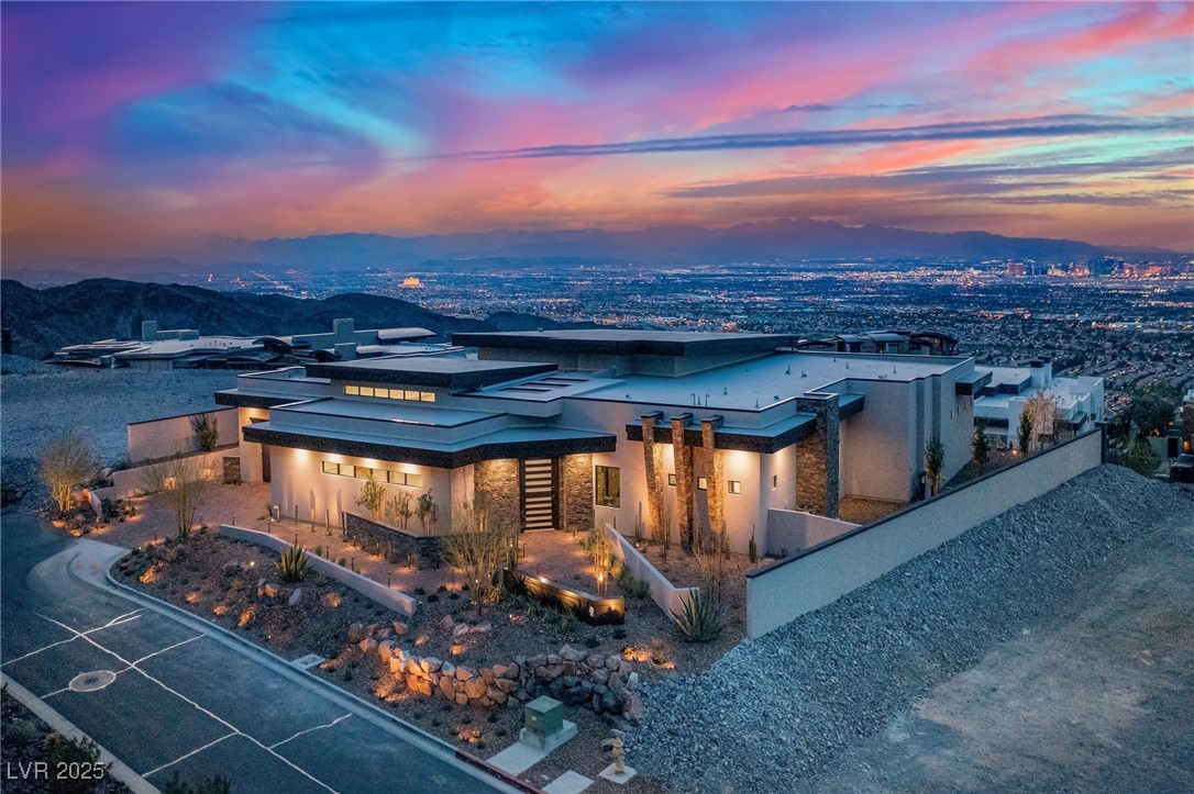 9 Stonecutter Court Property Photo