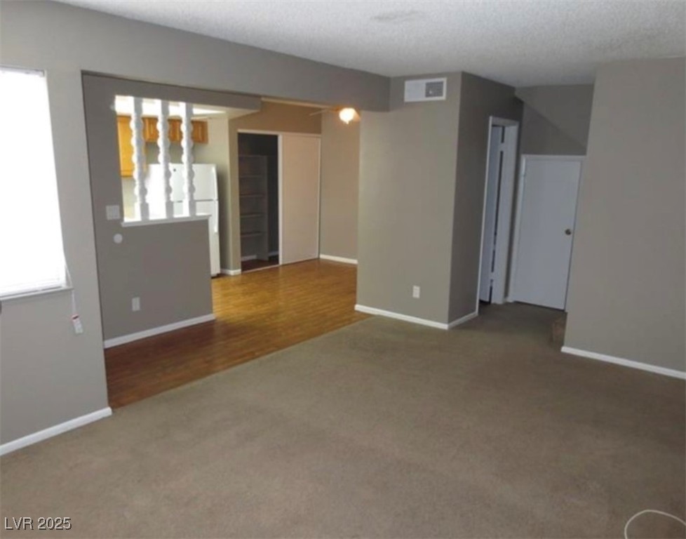 574 Roxella Lane C Property Photo 3