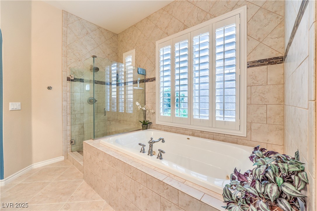 2375 Malaga Peak Street Property Photo 20
