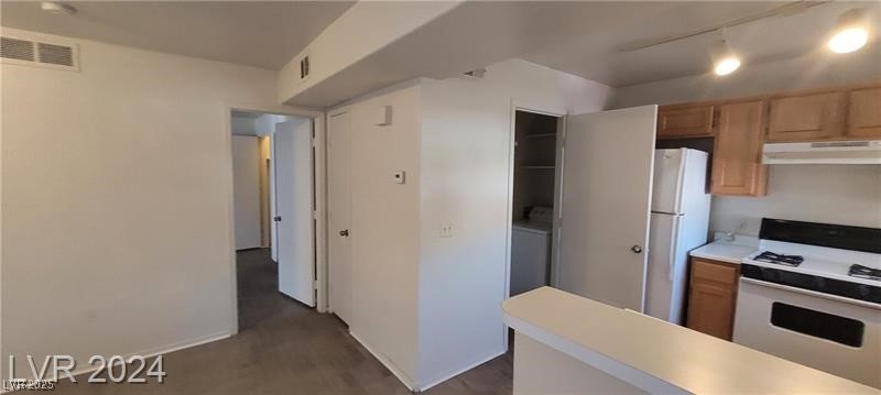 4555 Sahara Avenue 252 Property Photo 16