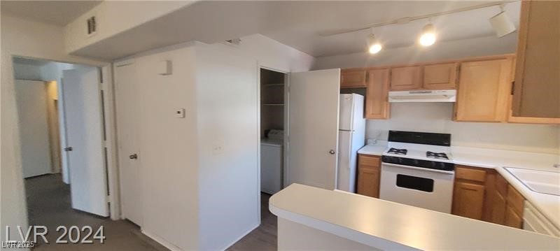 4555 Sahara Avenue 252 Property Photo 17