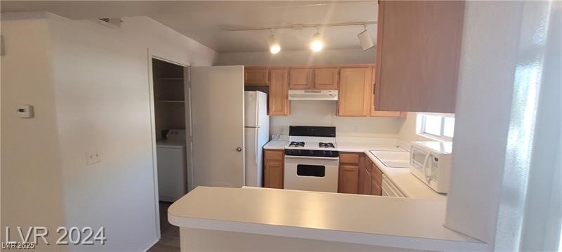 4555 Sahara Avenue 252 Property Photo 18