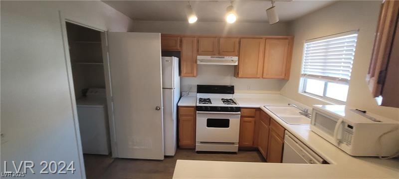 4555 Sahara Avenue 252 Property Photo 22