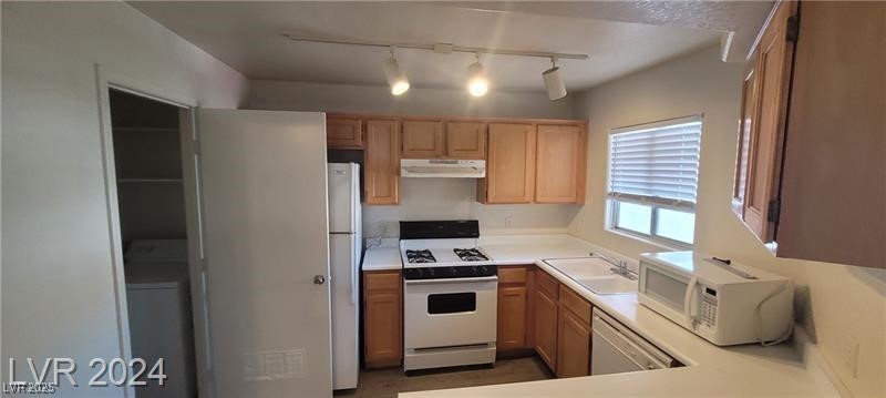 4555 Sahara Avenue 252 Property Photo 23