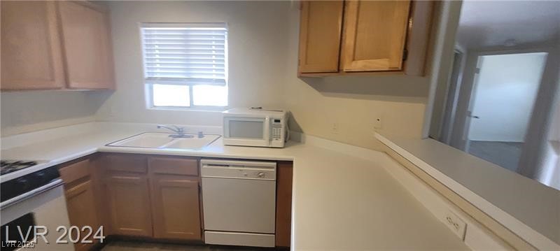 4555 Sahara Avenue 252 Property Photo 24