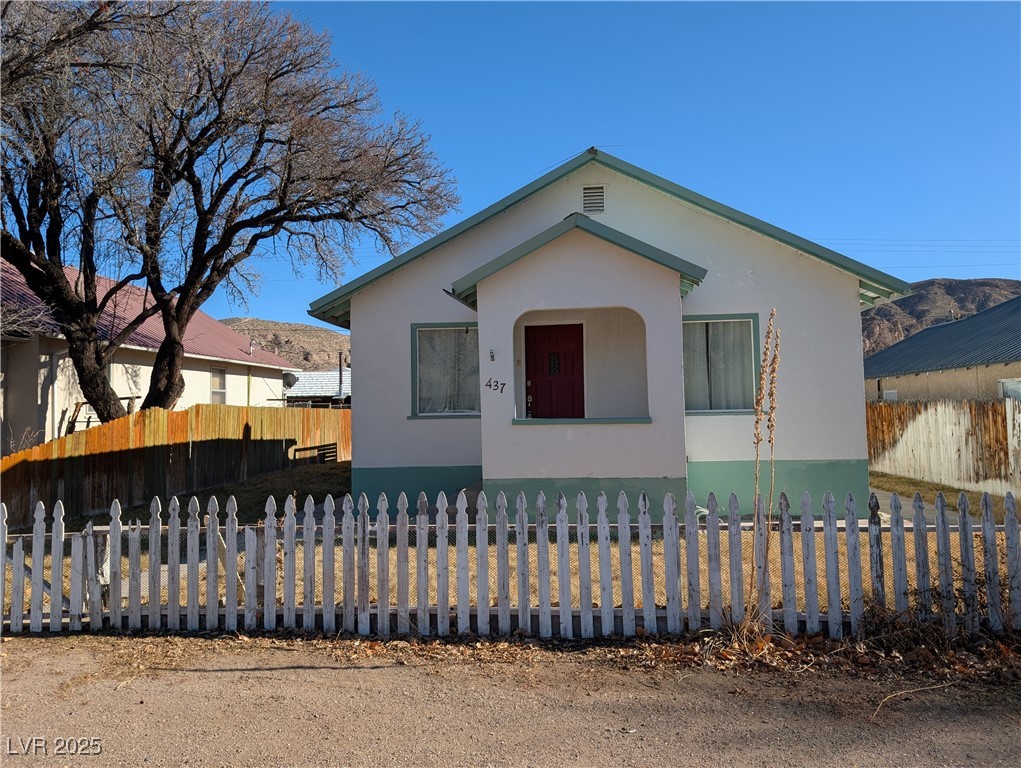 Caliente Real Estate Listings Main Image