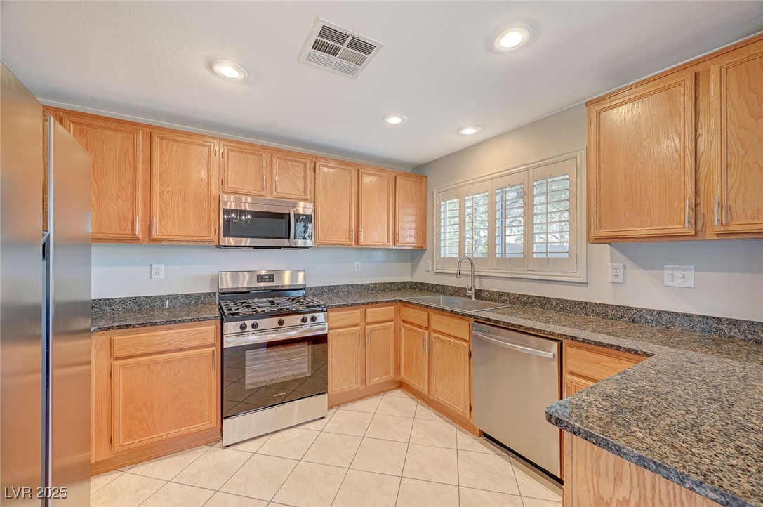 6424 Bombax Court Property Photo 10