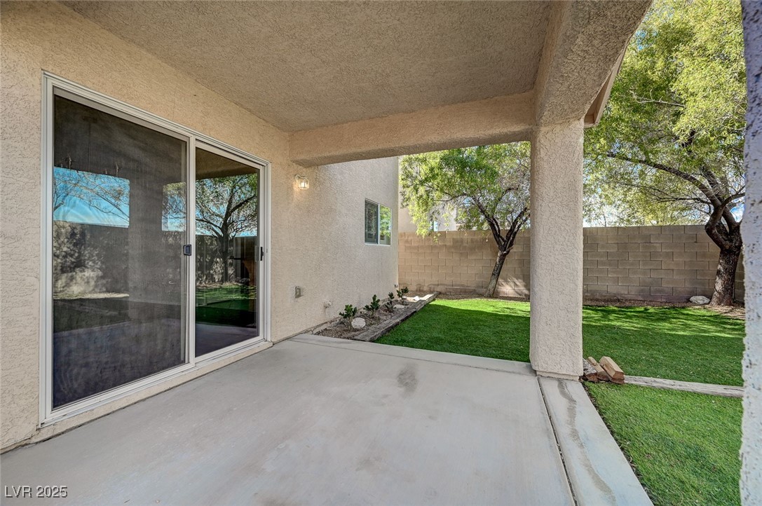 6424 Bombax Court Property Photo 33