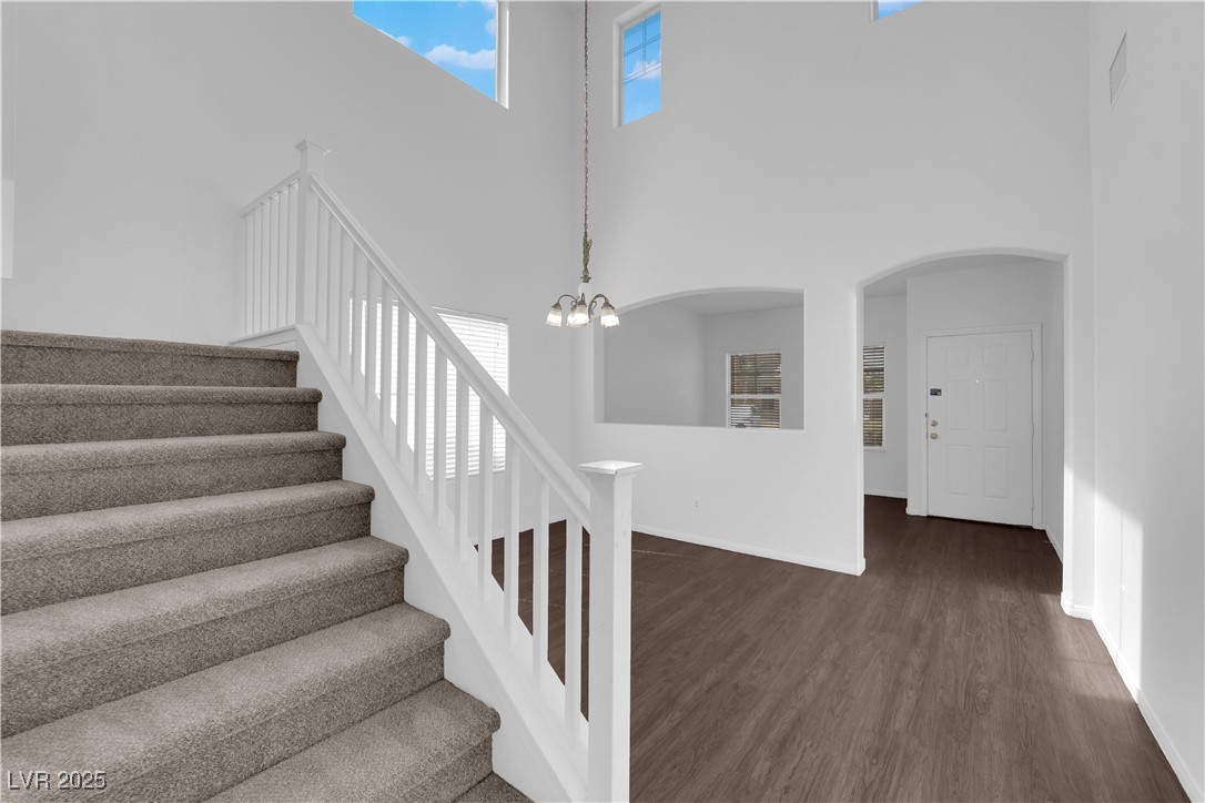 5124 Veeder Crest Street Property Photo 5