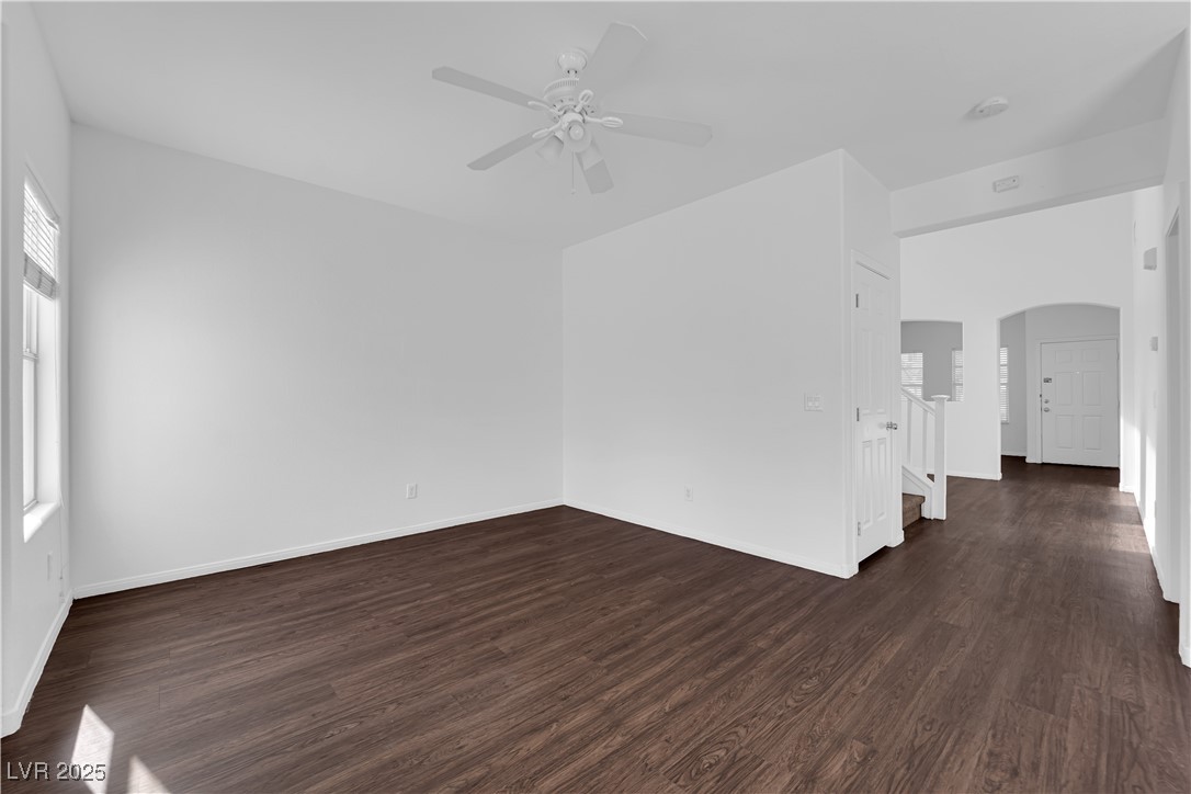5124 Veeder Crest Street Property Photo 7