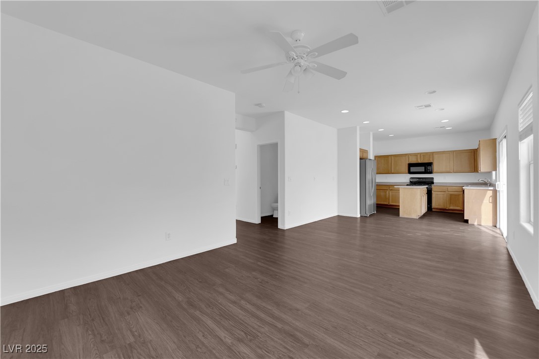 5124 Veeder Crest Street Property Photo 13