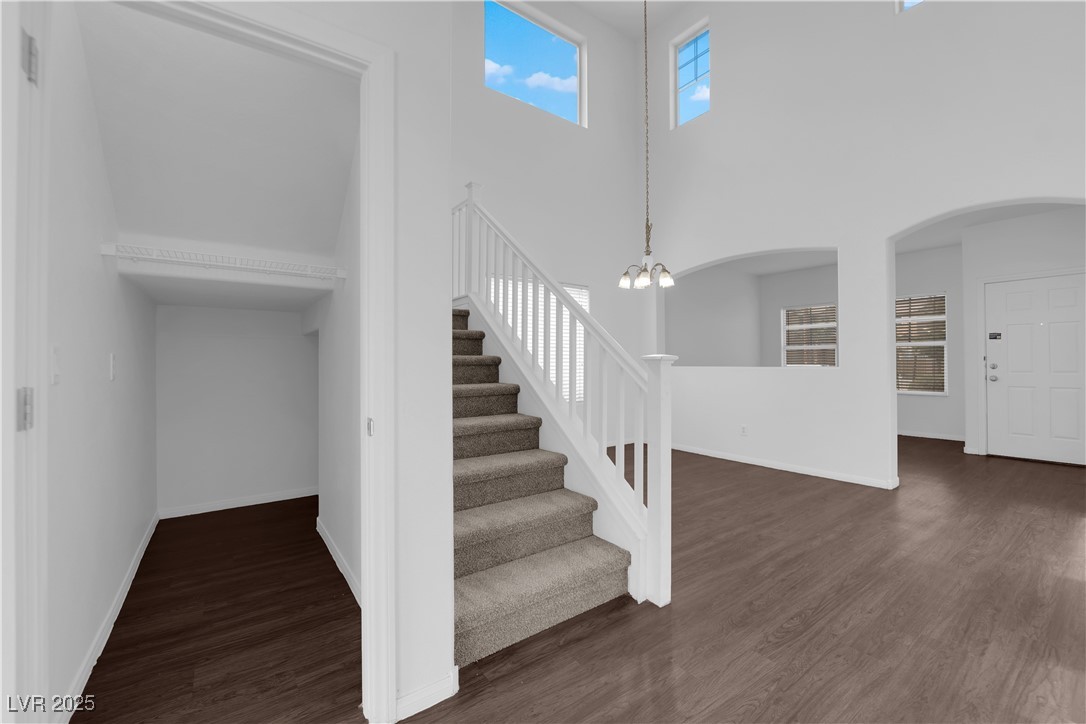 5124 Veeder Crest Street Property Photo 17