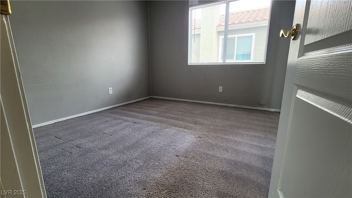 2436 Millcroft Drive Property Photo 15