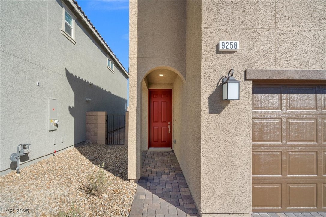 9258 Morecambe Avenue Property Photo 4