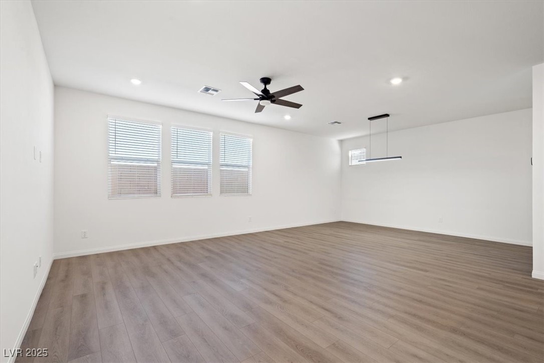 9258 Morecambe Avenue Property Photo 14