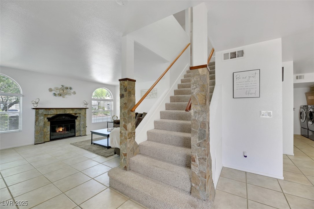 7989 Lisa Dawn Avenue Property Photo 8
