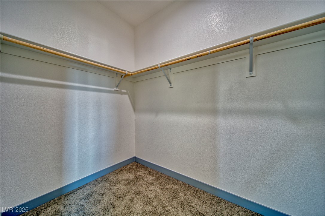 388 East Erin Street 4 Property Photo 15