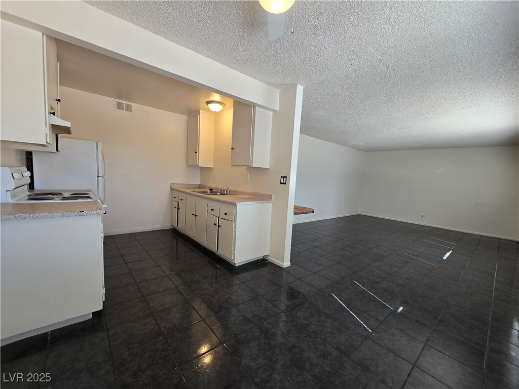 3217 Arlene Way 2 Property Photo 6