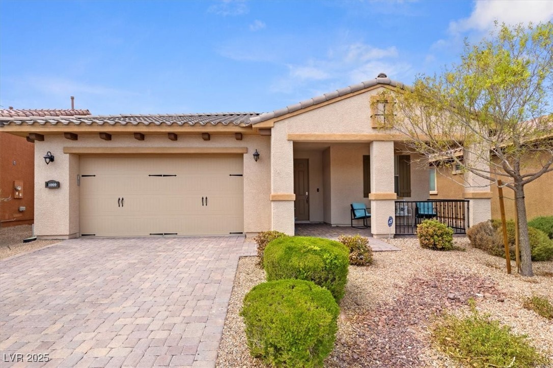 1009 Via Canale Drive Property Photo 1