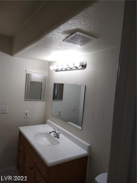 1608 North Torrey Pines Drive 103 Property Photo 14