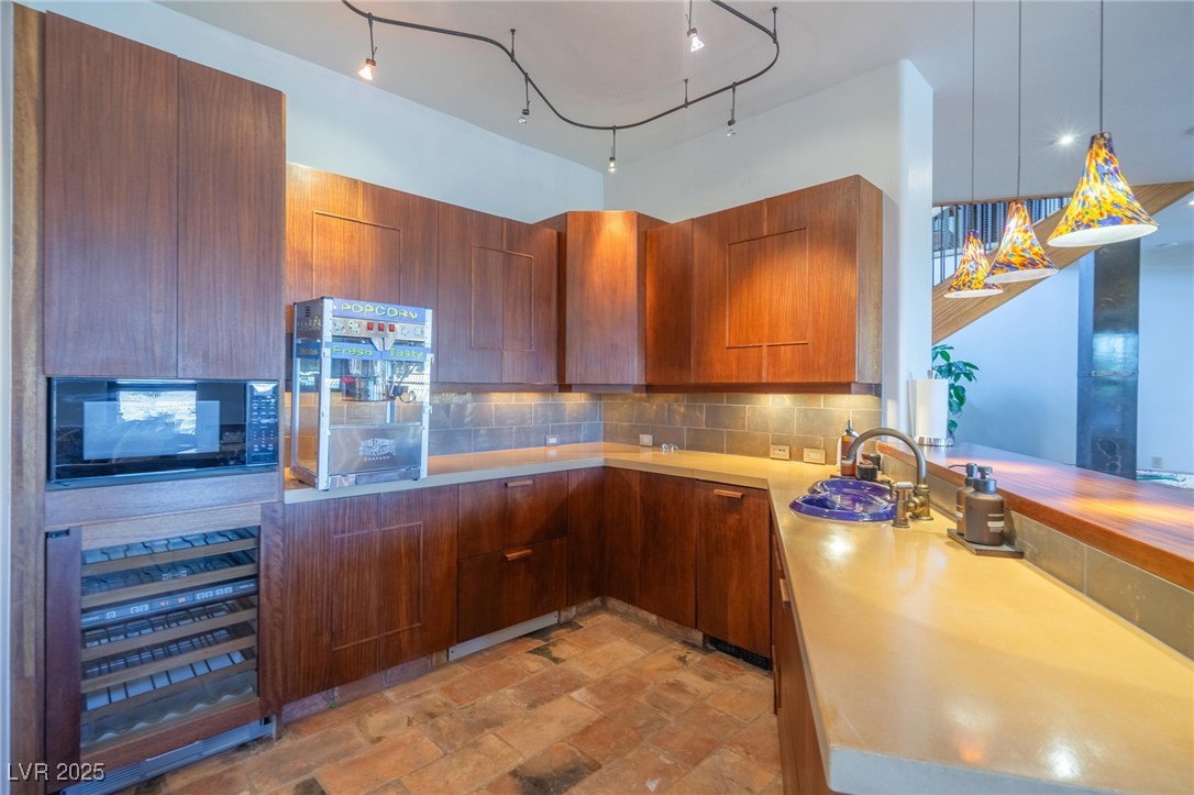 1558 Harvard Avenue Property Photo 41