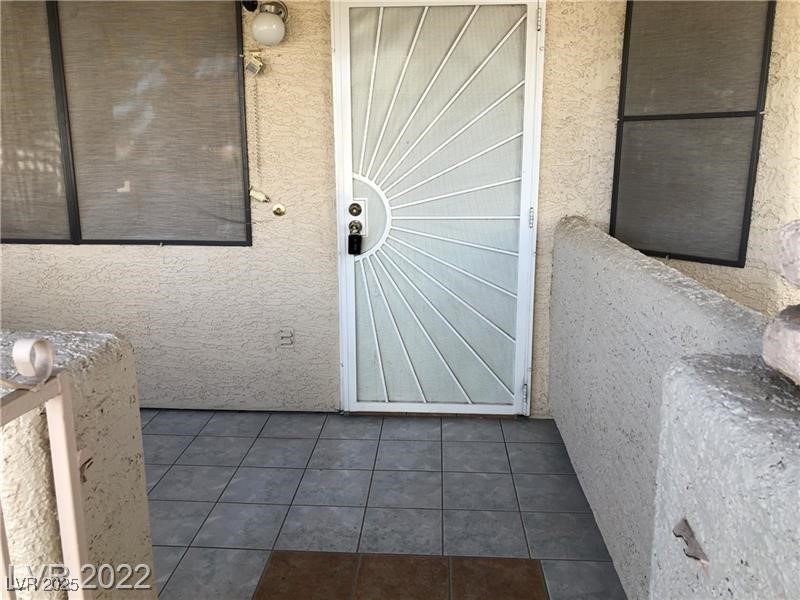 1105 Sulphur Springs Lane 102 Property Photo 3