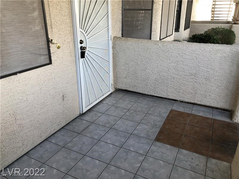 1105 Sulphur Springs Lane 102 Property Photo 4
