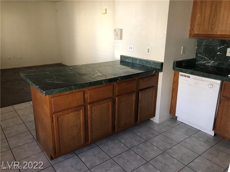 1105 Sulphur Springs Lane 102 Property Photo 14