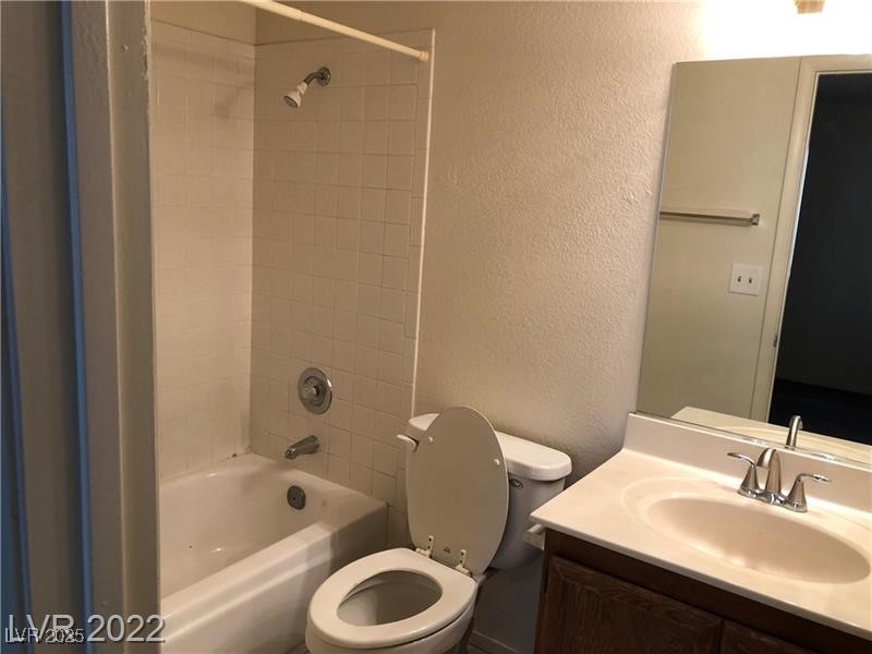 1105 Sulphur Springs Lane 102 Property Photo 28