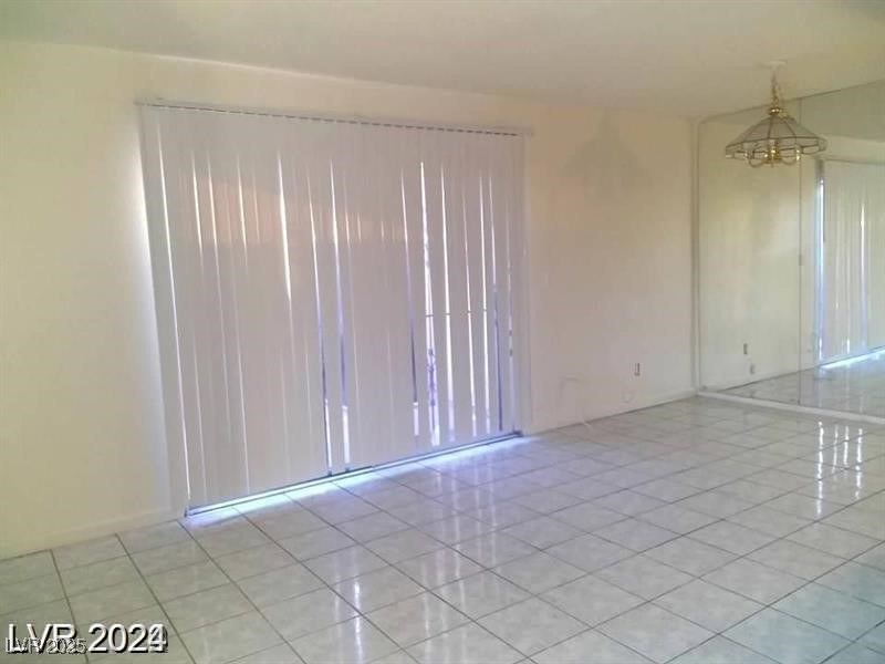 3435 Villa Knolls South Drive Property Photo 2