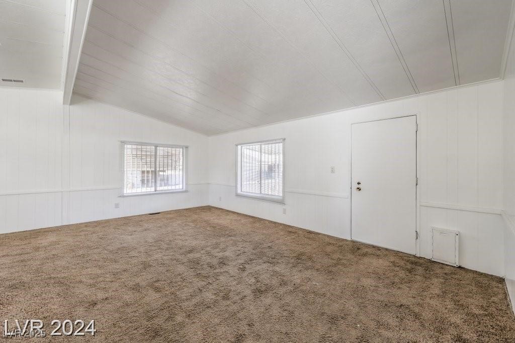 3350 Isle Royale Drive Property Photo 6