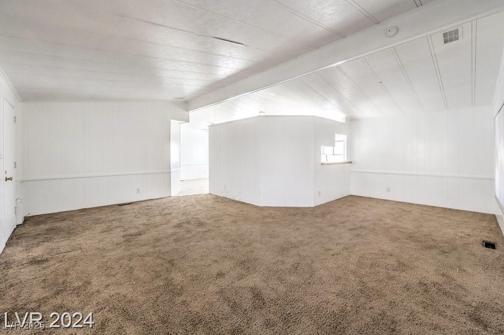 3350 Isle Royale Drive Property Photo 8