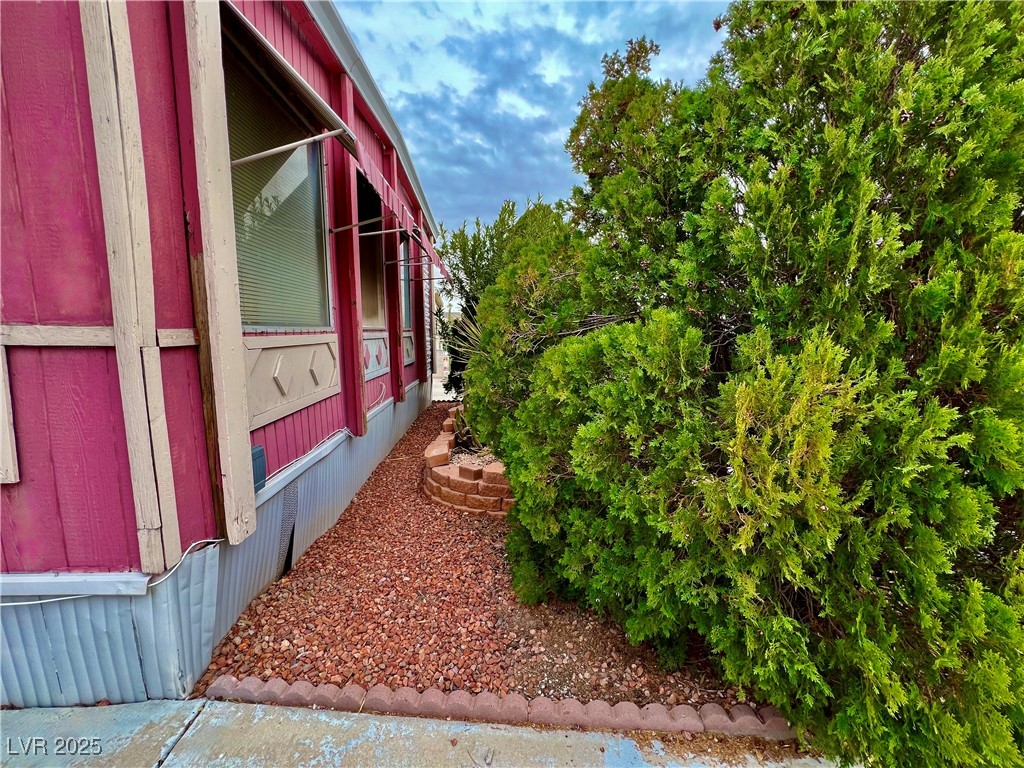 5000 Royal Avenue Property Photo 5