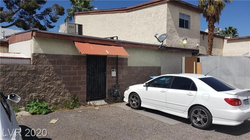 3995 Visby Property Photo 2