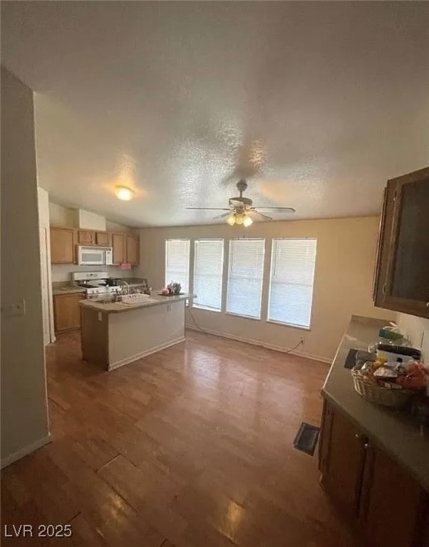 3560 Estes Park Drive Property Photo 9