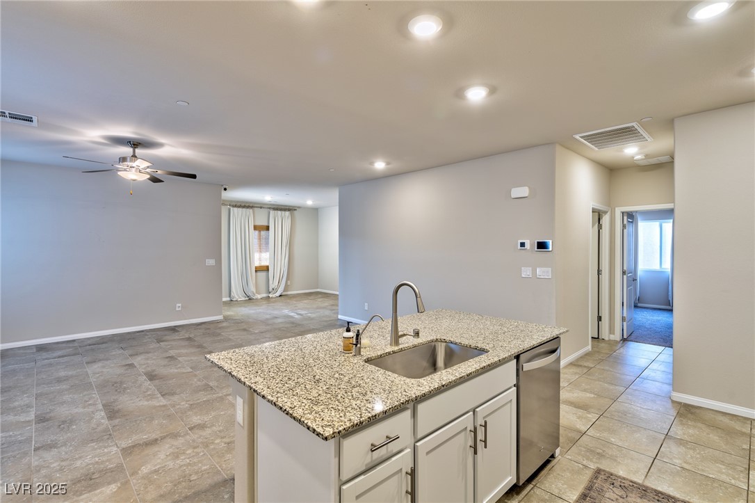 12767 Silver Queen Street Property Photo 5