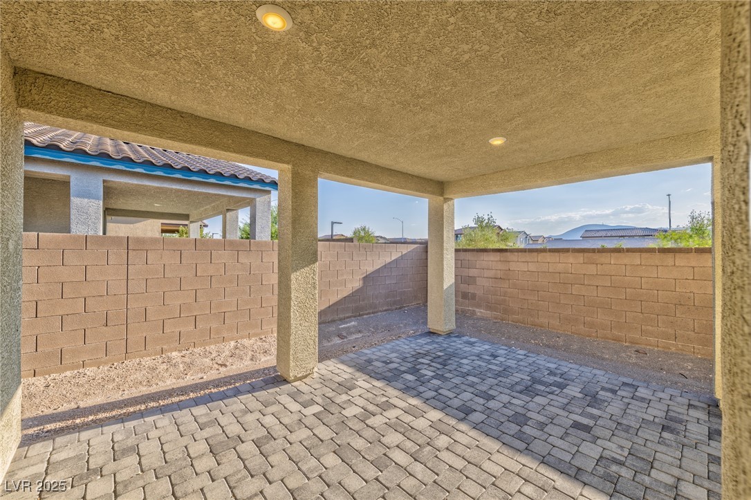 12767 Silver Queen Street Property Photo 14