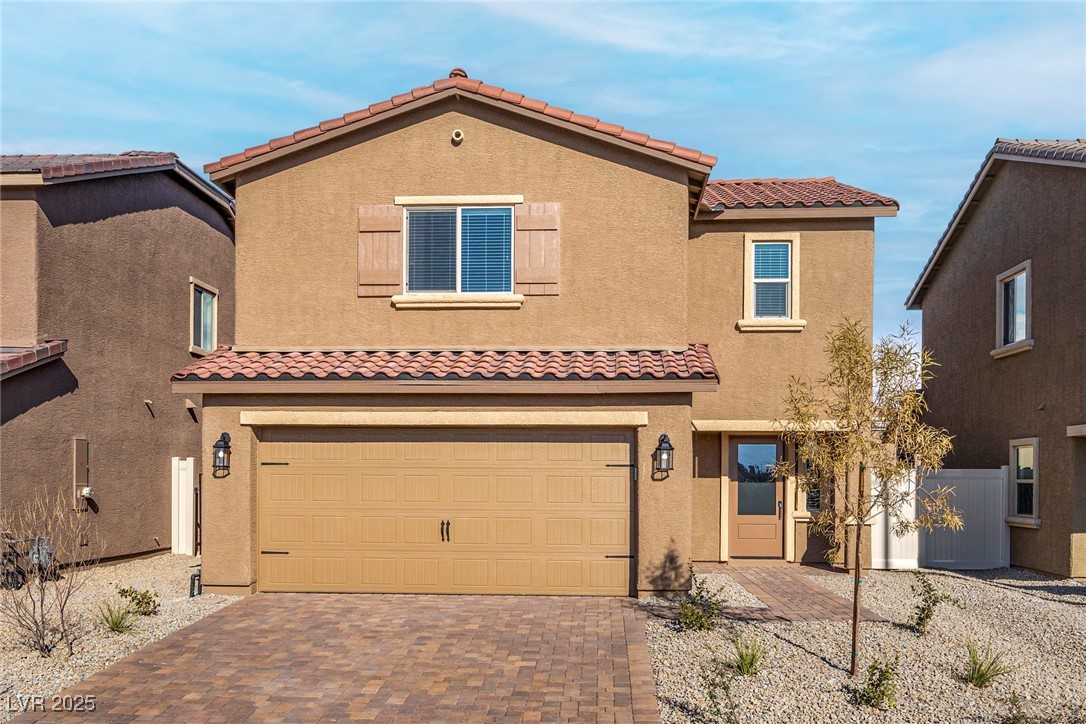 1660 Desert Path Avenue Property Photo 1