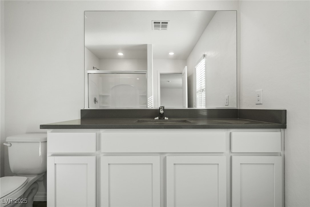 1660 Desert Path Avenue Property Photo 8