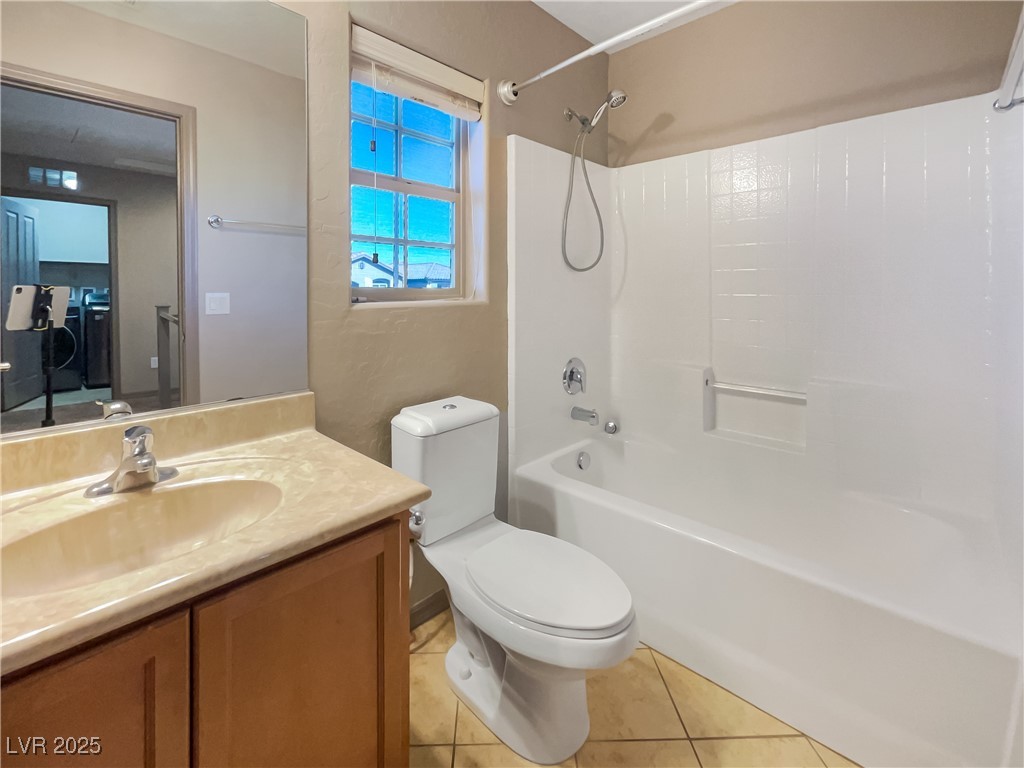 6983 Positano Hill Avenue Property Photo 7