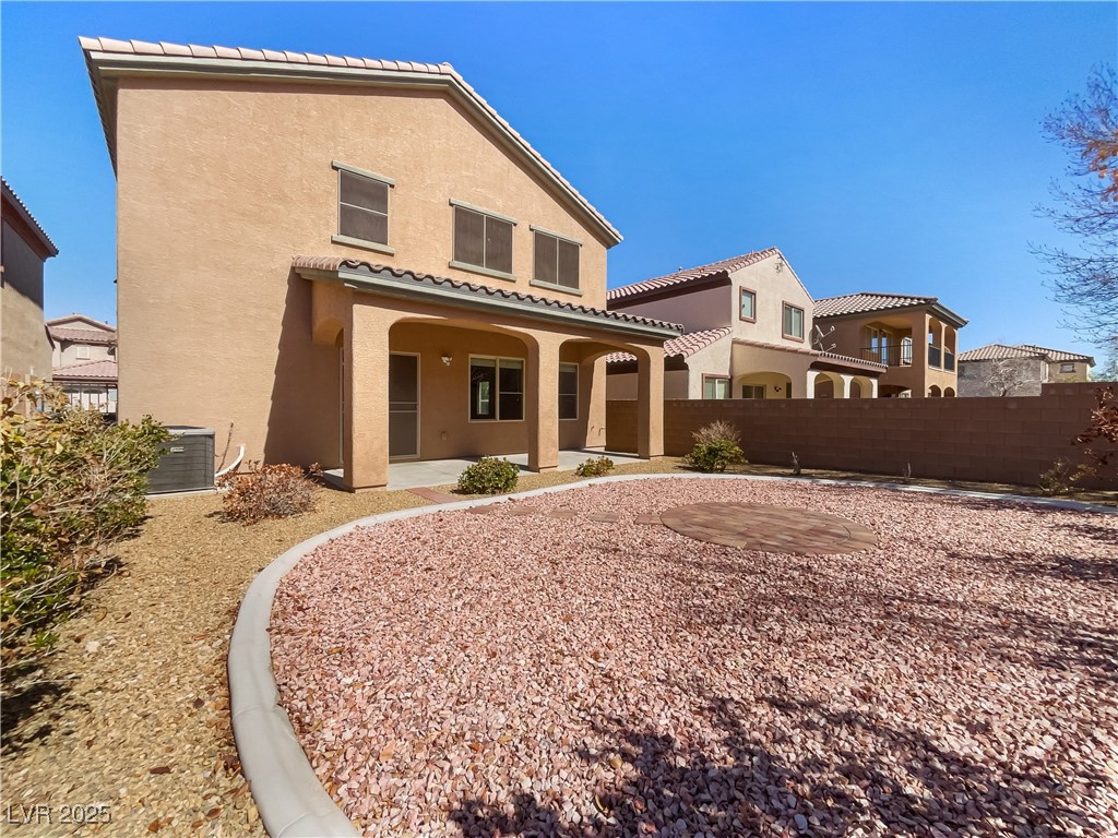 6983 Positano Hill Avenue Property Photo 18