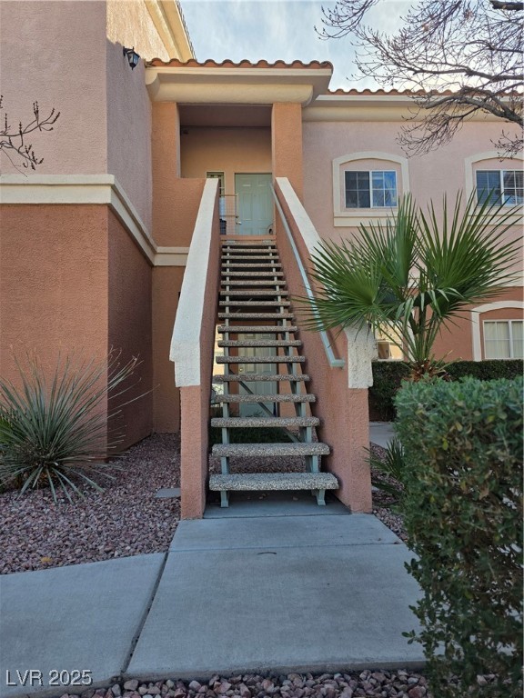 10525 Autumn Pine Avenue 203 Property Photo 1