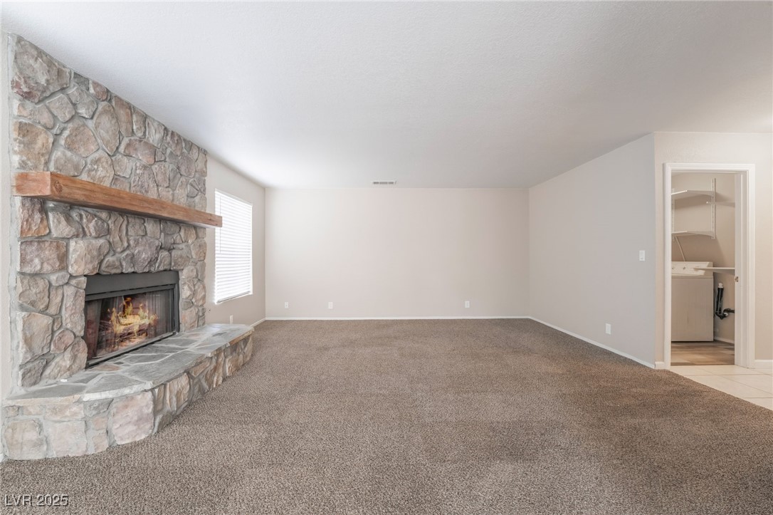 9924 Barrier Reef Drive Property Photo 6